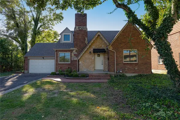 3487 Far Hills Avenue, Kettering, OH 45429