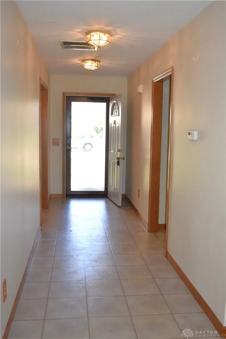 2104 Indian Ridge Drive, Piqua, OH 45356 - #3