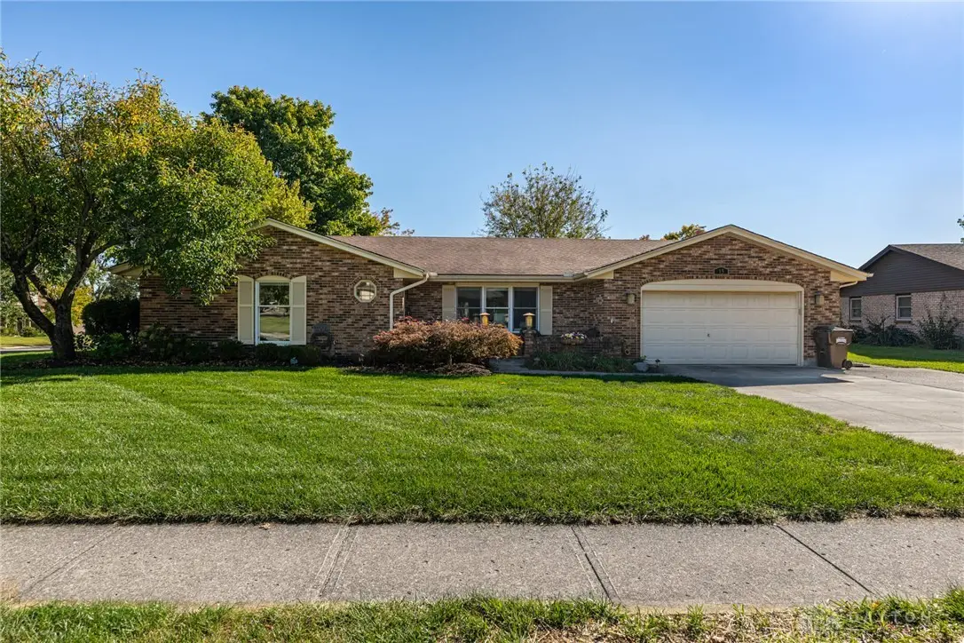 15 Sesame Street, Springboro, OH 45066 - #1