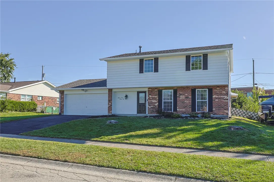 7146 Chadbourne Drive, Huber Heights, OH 45424 - #1