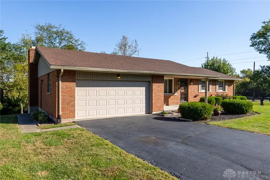 15 Windmere Drive, Troy, OH 45373 - #2