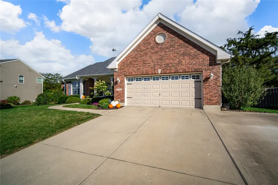 1263 Granite Peak Way, Miamisburg, OH 45342 - #3