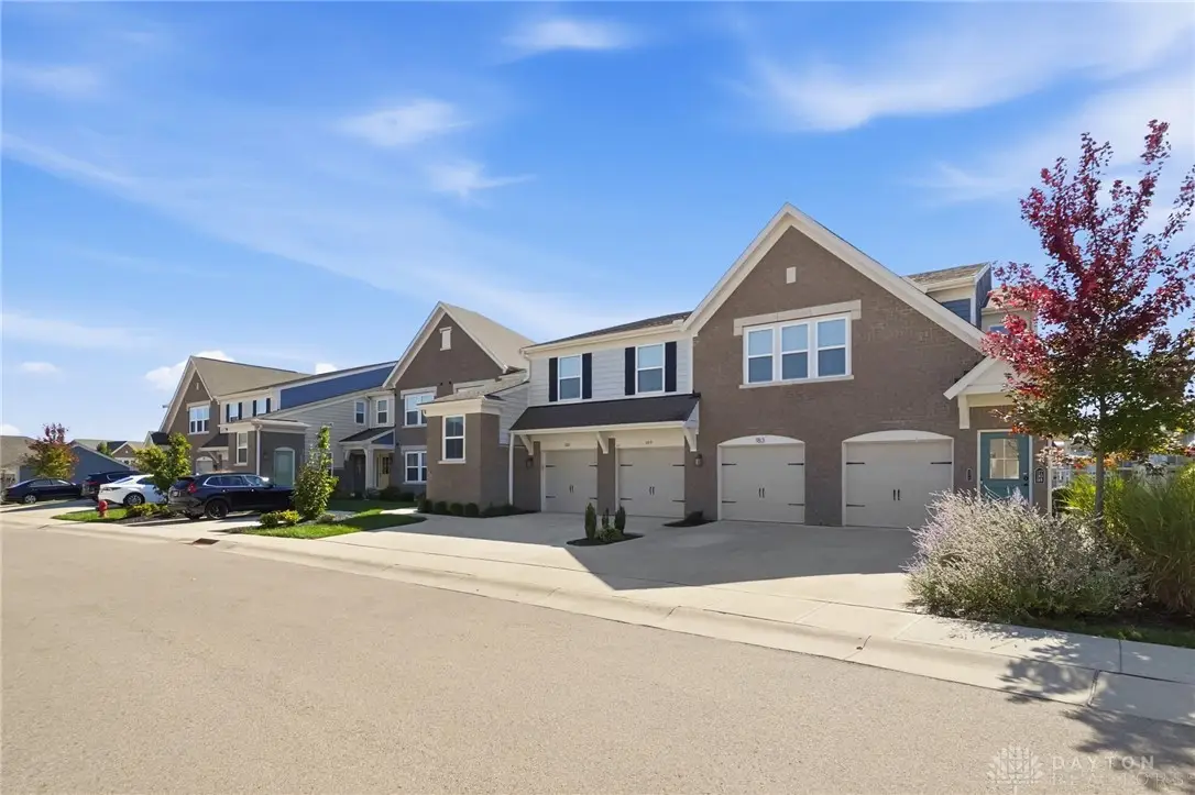 141 Old Pond Road, Springboro, OH 45066 - #1