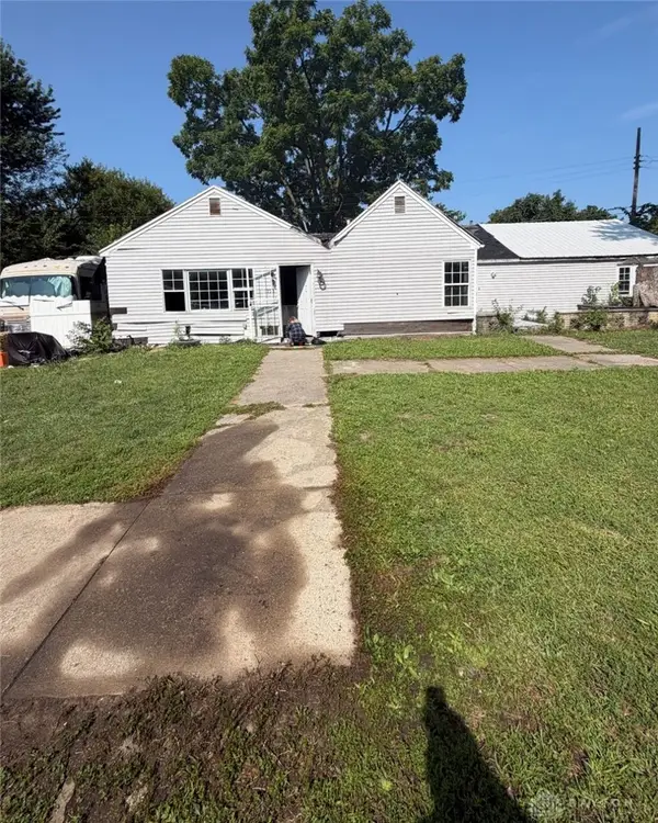 121 Lawncrest Avenue, Dayton, OH 45417