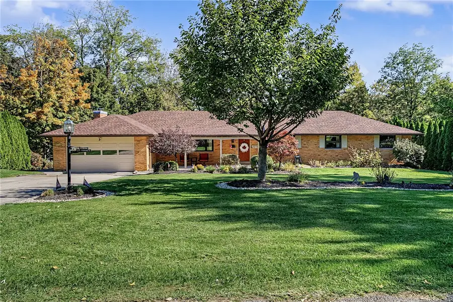 4070 Woodedge Drive, Bellbrook, OH 45305 - #3