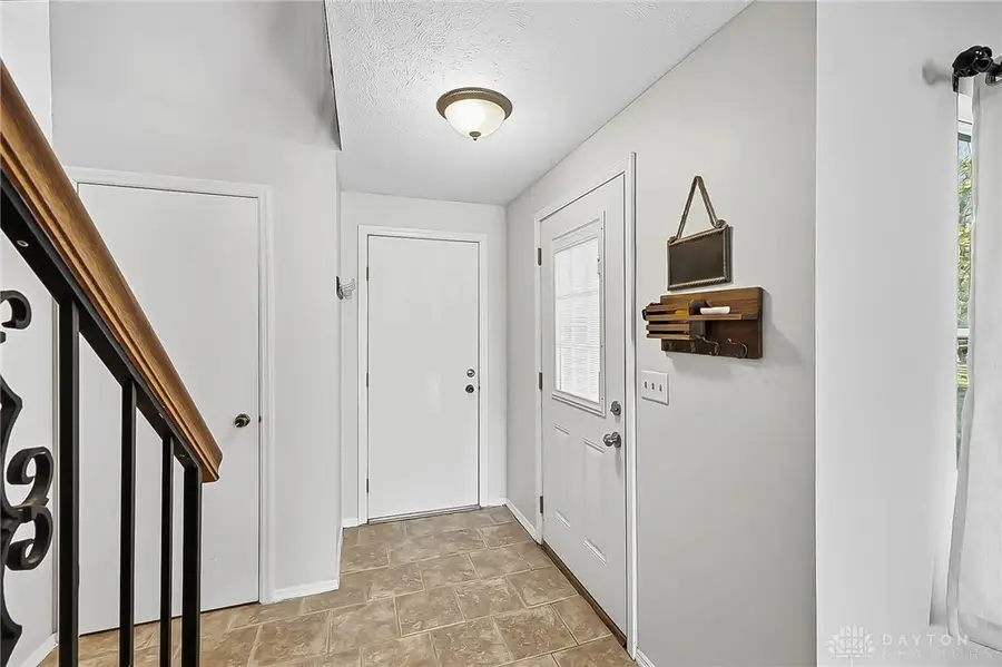 8209 Schoolgate Drive, Dayton, OH 45424 - #3