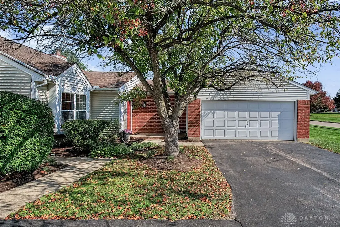 1487 Eagle Highlands Drive, Fairborn, OH 45324 - #1