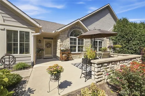 108 Scarborough Village Drive, Washington Twp, OH 45458