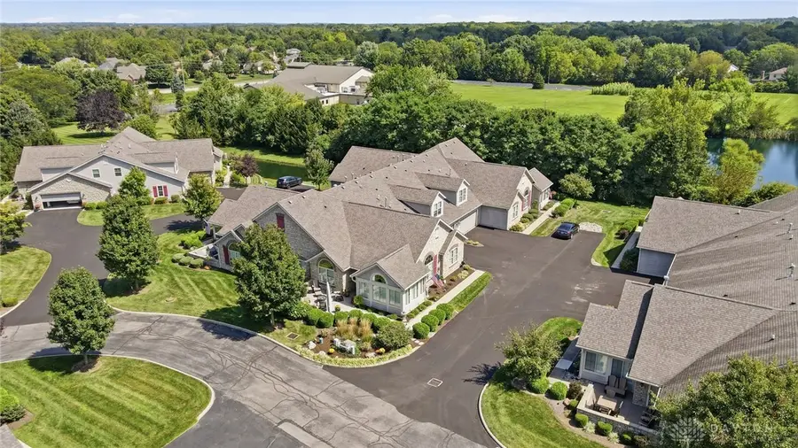 108 Scarborough Village Drive, Washington, OH 45458 - #2