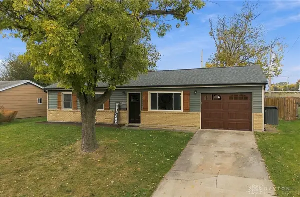 1040 Greenfield Drive, Troy, OH 45373