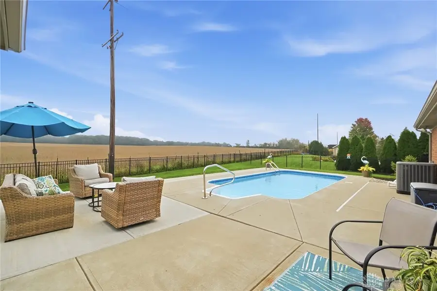6801 Sun Ridge Way, Waynesville, OH 45068 - #2