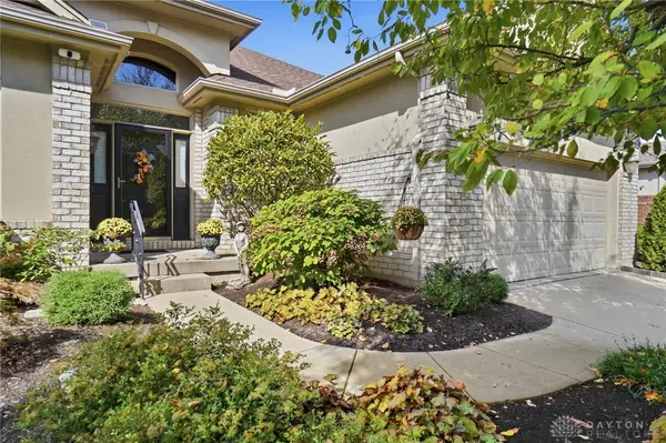 837 Eagle Run Drive, Centerville, OH 45458