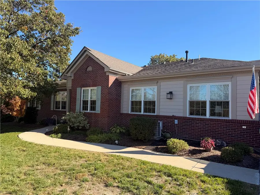 9002 Waterway Court, Miamisburg, OH 45342 - #2