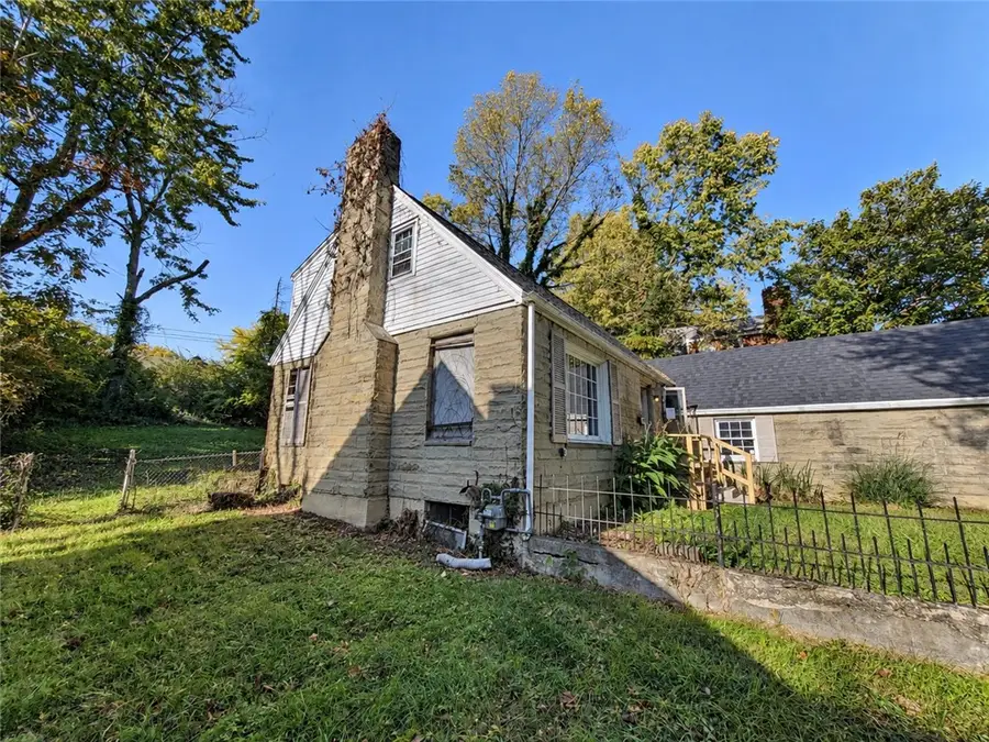 308 W Hudson Avenue, Dayton, OH 45406 - #3