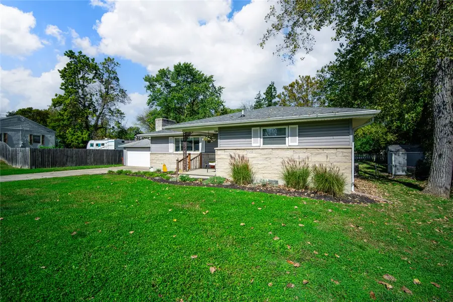 1041 Richard Street, Miamisburg, OH 45342 - #3