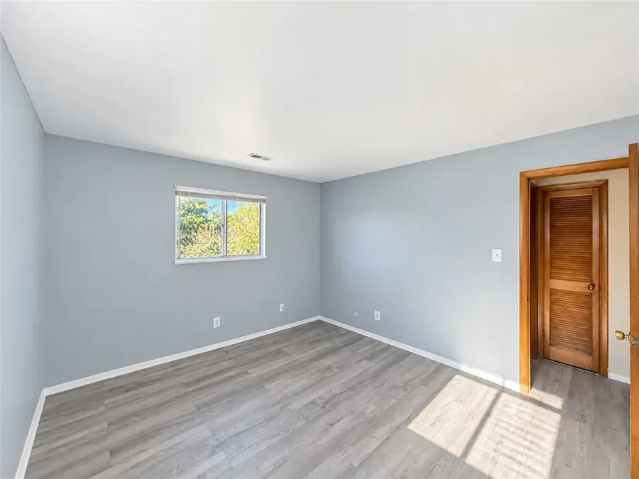 908 W Lake Avenue, New Carlisle, OH 45344 - #2