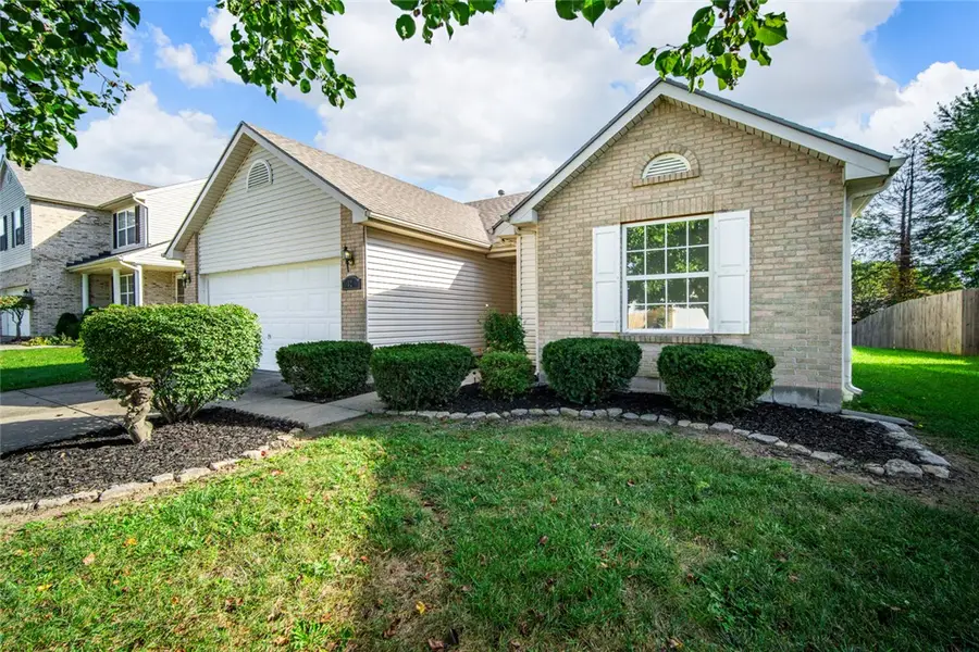 32 Hawkins Court, Germantown, OH 45327 - #3