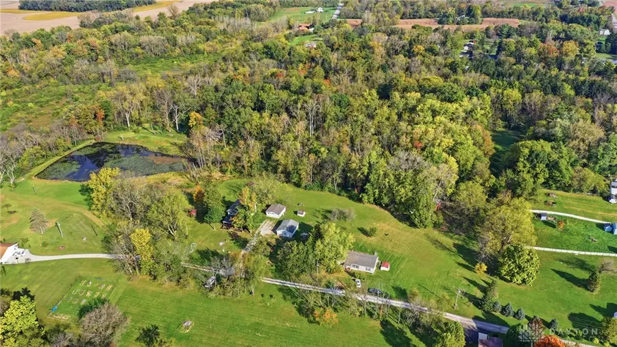 5627 S Pitchin Road, Springfield, OH 45502 - #3