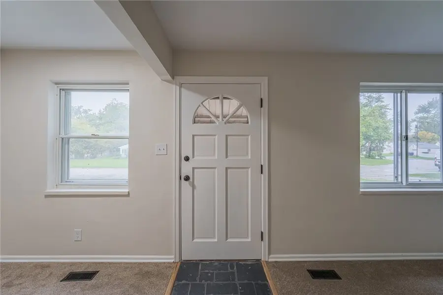 520 Earnshaw Drive, Kettering, OH 45429 - #3
