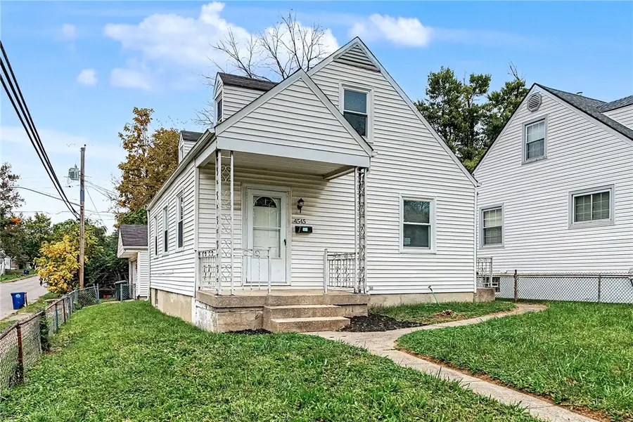 4545 Greenwich Village Avenue, Dayton, OH 45406 - #3