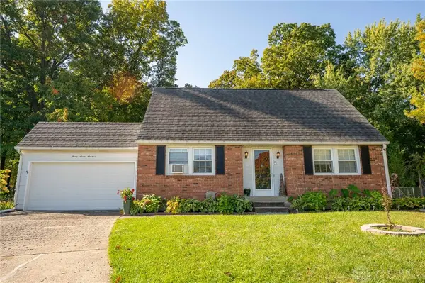 2700 Edna Lane, Springfield, OH 45503