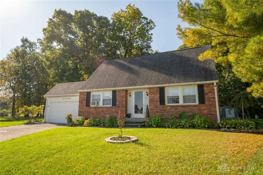 2700 Edna Lane, Springfield, OH 45503 - #3