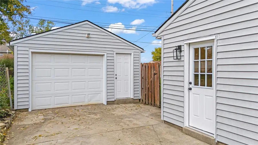 1229 S Central Avenue, Fairborn, OH 45324 - #3