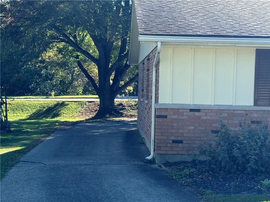 2305 Rebecca Drive, Springfield, OH 45503 - #3