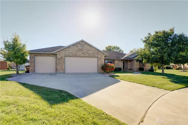 104 Warwick Court, Greenville, OH 45331