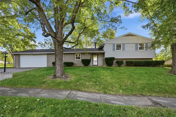 6948 Michelle Place, Englewood, OH 45322