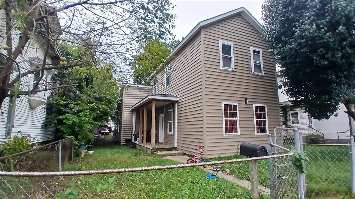 633 W Columbia Street, Springfield, OH 45504 - #1