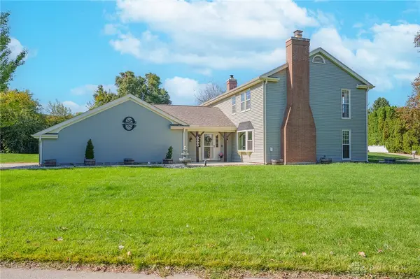 2550 Broken Woods Drive, Troy, OH 45373