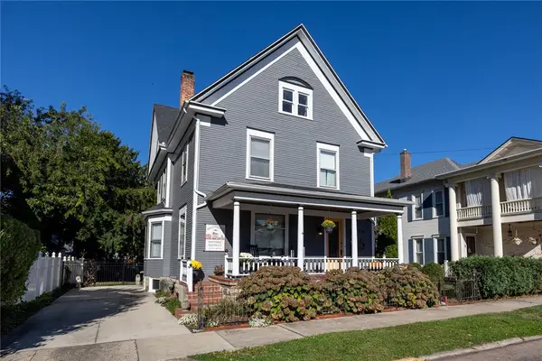 126 S Plum Street, Troy, OH 45373