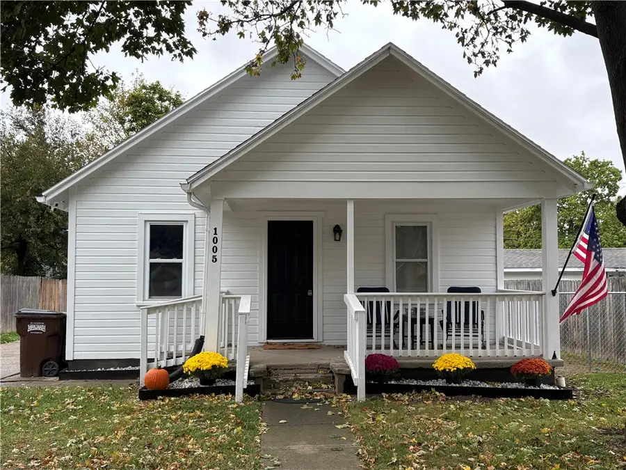1005 S Central Avenue, Fairborn, OH 45324 - #3