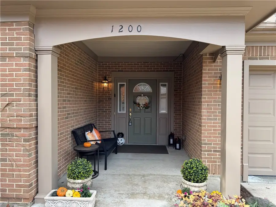 1200 Little Yankee Run, Dayton, OH 45458 - #2