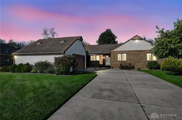 251 Overland Trail, Miamisburg, OH 45342
