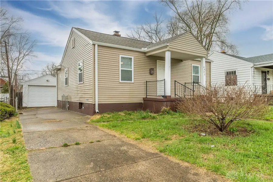 4621 Queens Avenue, Dayton, OH 45406 - #2
