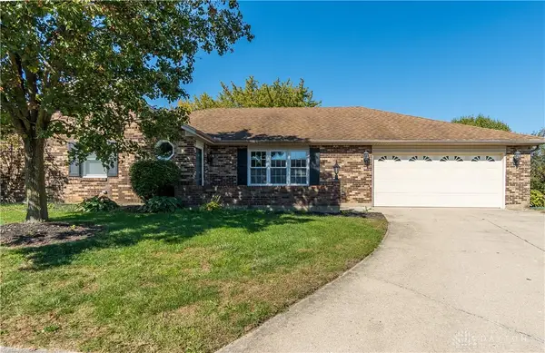 721 Rockridge Circle, Vandalia, OH 45377