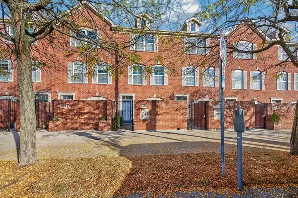 219 E 1st Street, Dayton, OH 45402