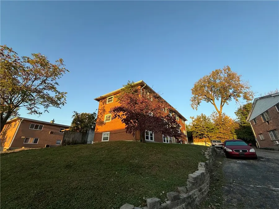 413 Briarwood Avenue, Dayton, OH 45403 - #3
