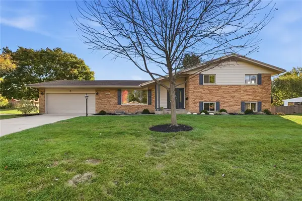 440 E Elmwood Drive, Centerville, OH 45459