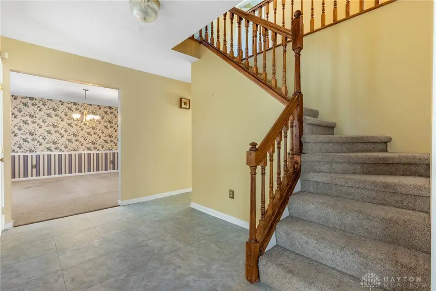 3929 Eagle Point Drive, Beavercreek, OH 45430 - #3