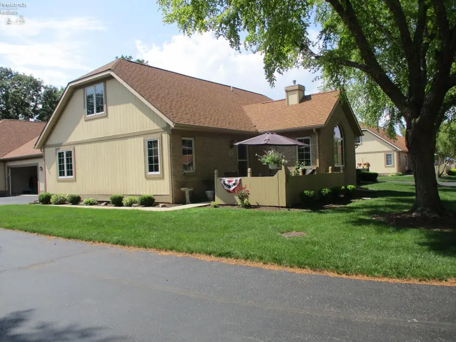 832 Turnbury Lane #28, Perrysburg, OH 43551 - Image #3