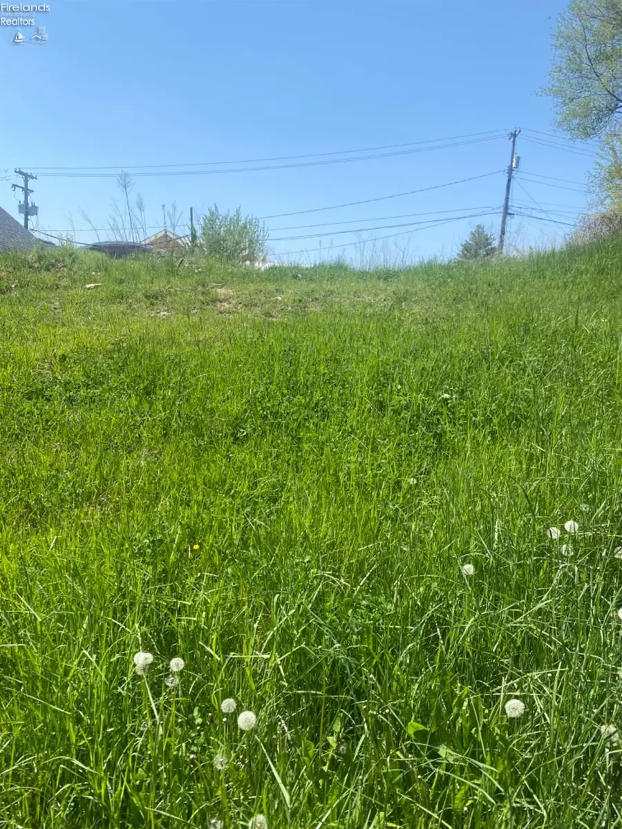 322 4th Street, Fremont, OH 43420 - Image #2