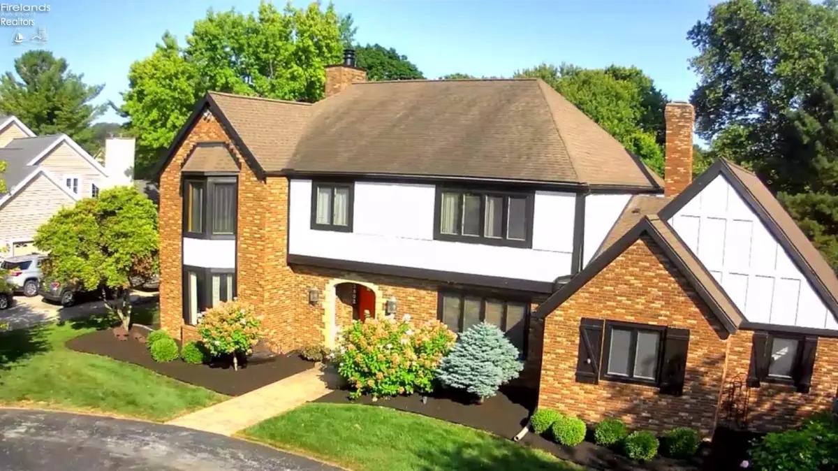 3802 Deerpath Drive, Sandusky, OH 44870 - Image #1