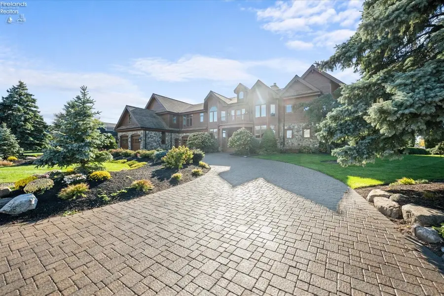 2888 N Coho Drive, Port Clinton, OH 43452 - Image #3