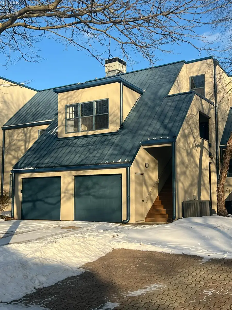 4475 Marin Harbor Drive #D, Port Clinton, OH 43452 - Image #2