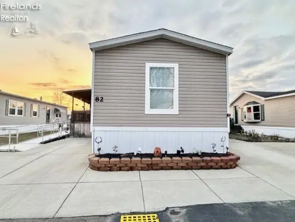 220 Maple Lane #82, Green Springs, OH 44836