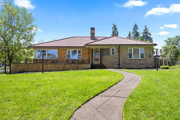 9903 Edgewater Dr., Cleveland, OH 44102