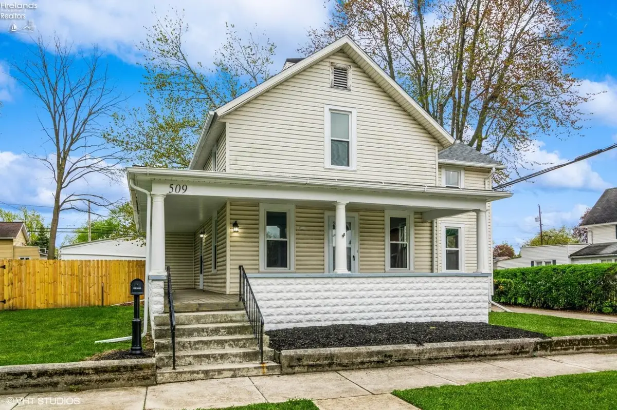 509 College Avenue, Fostoria, OH 44830 - Image #1